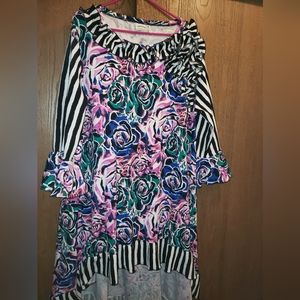 SOLD. Do not purchase.Hi-low Custom Top